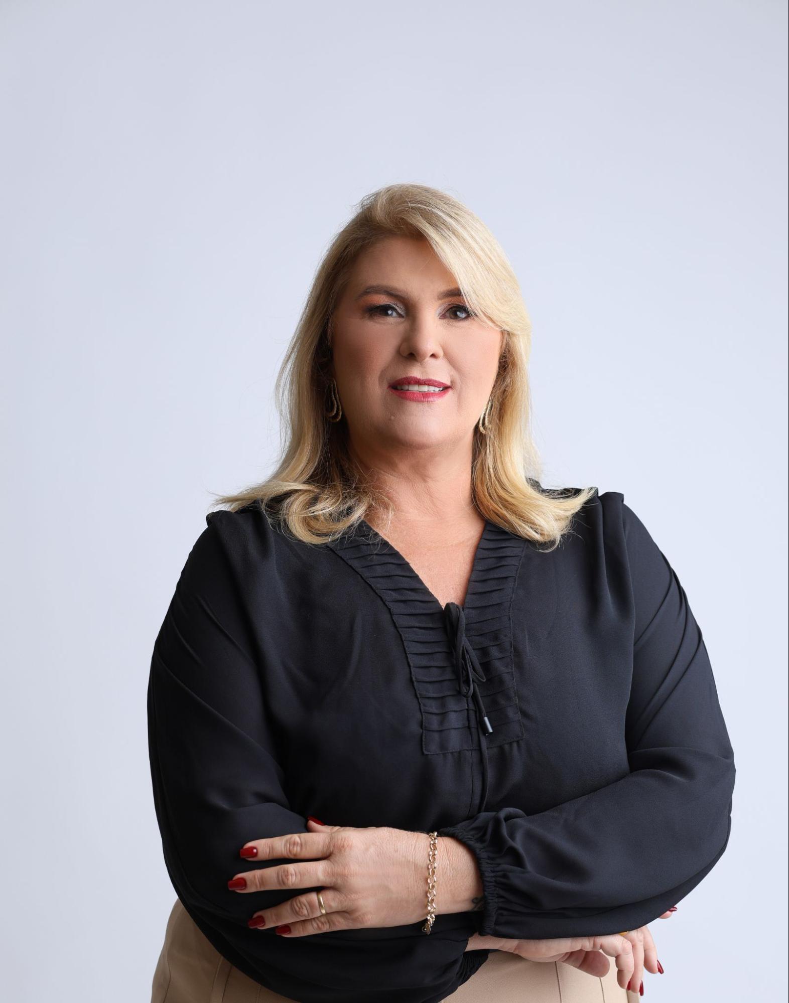 Núbia Josania Paes de Lira